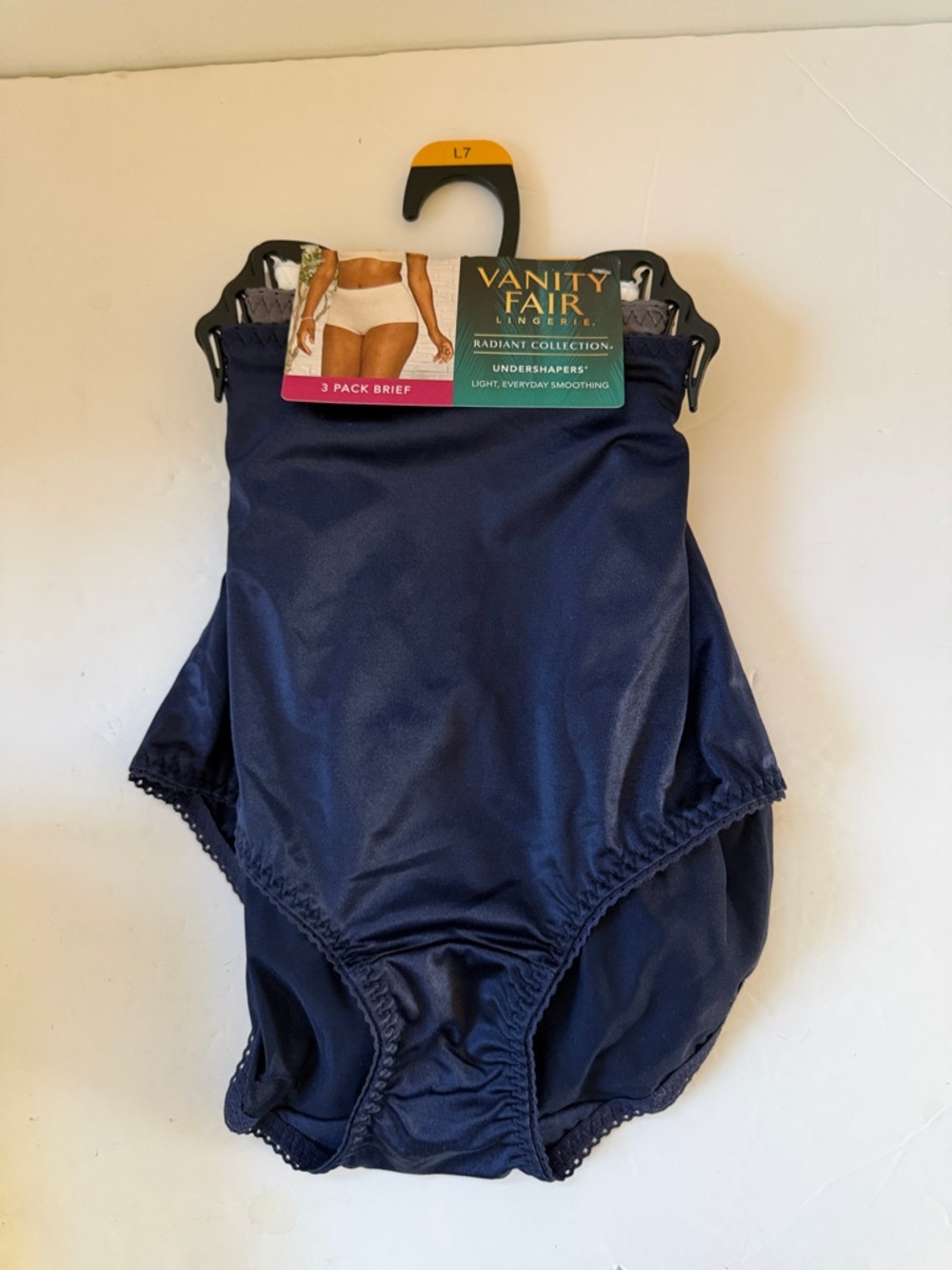 New Vanity Fair 3 Pack Briefs Undershapers